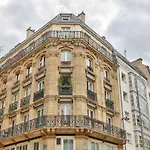 Studio For 2 People *Privileged Location*