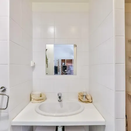 Studio For 2 People *privileged Location* * Paris