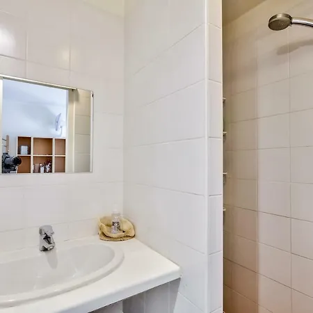 Studio For 2 People *privileged Location* * Paris